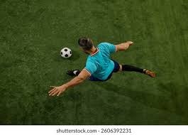 国足名单有变！伊万不招U20，朱辰杰有望入选，中甲新归化有戏